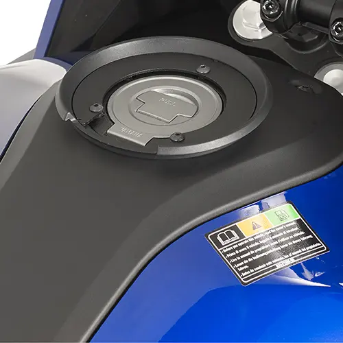 BF05K FLANGIA per BORSE DA SERBATOIO per YAMAHA MT 07 TRACER 